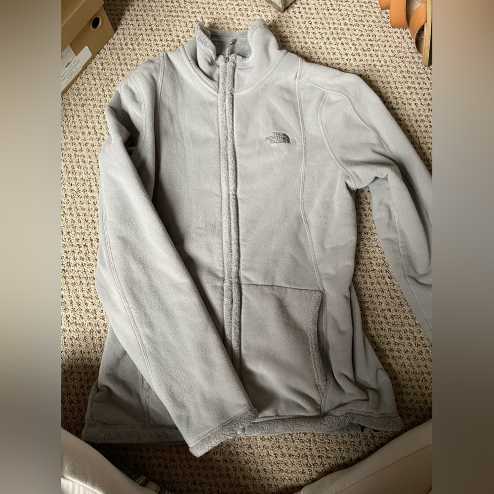 North face woman’s large